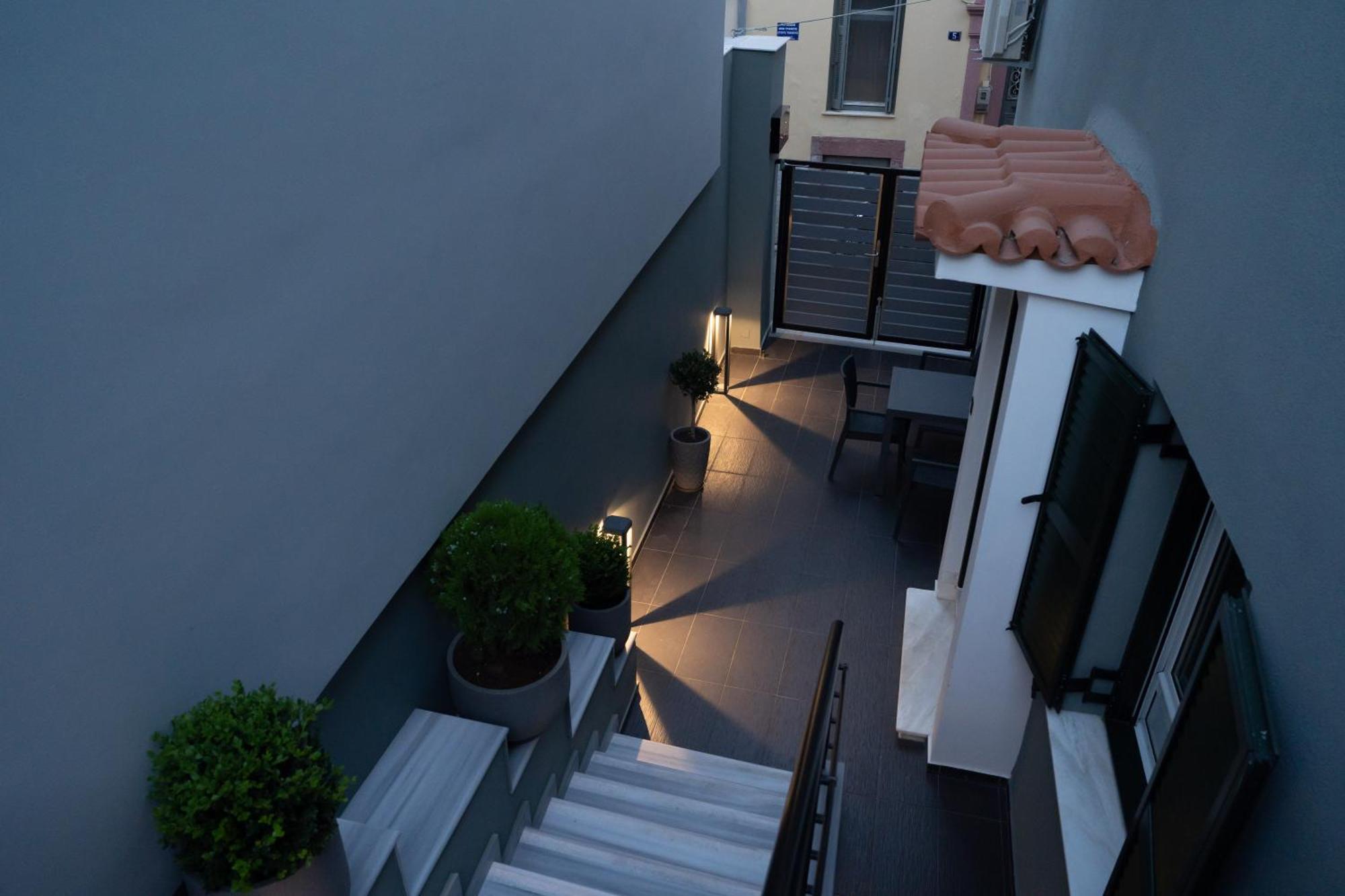 Agora Apartments Mytilíni Exterior foto